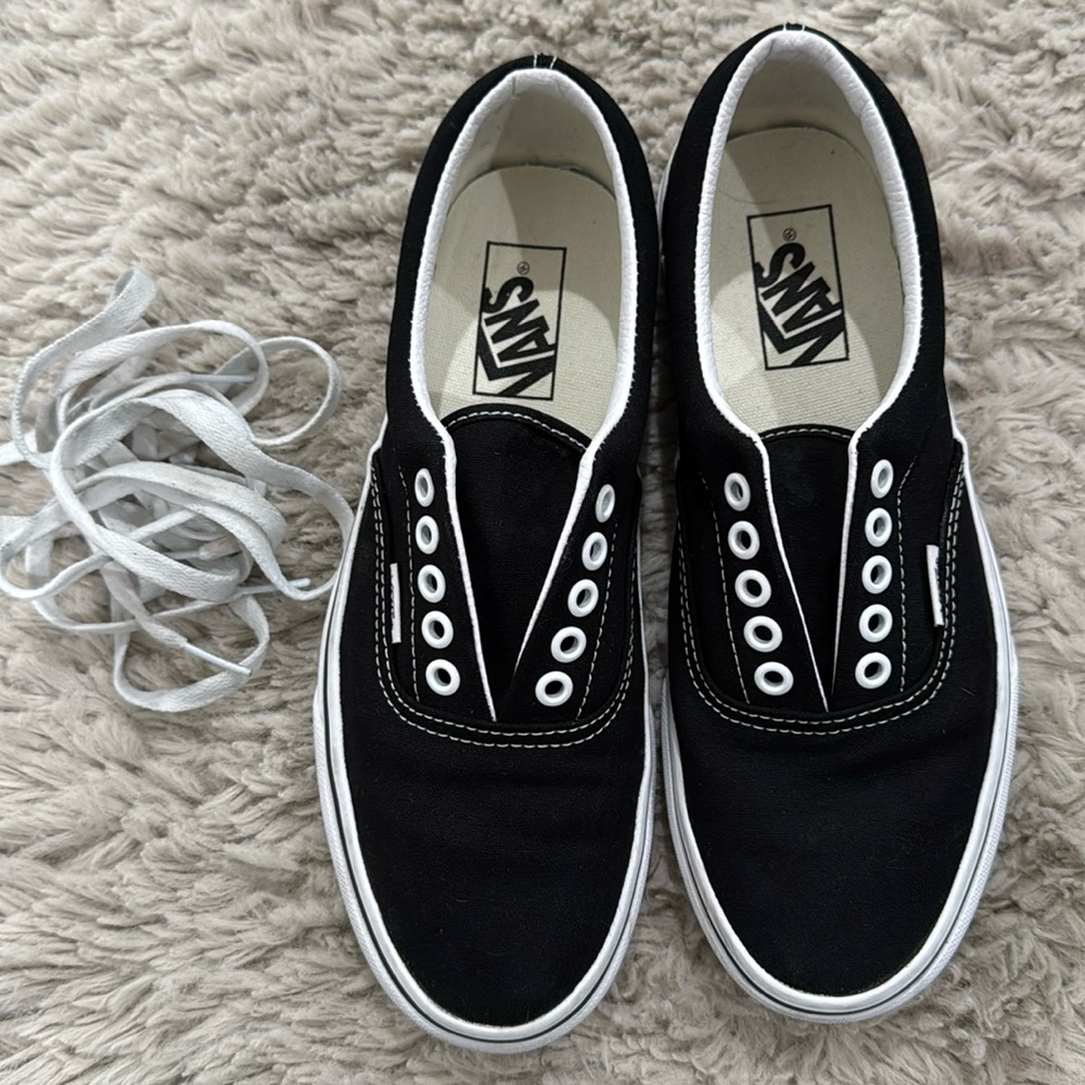 Vans lace up brand new